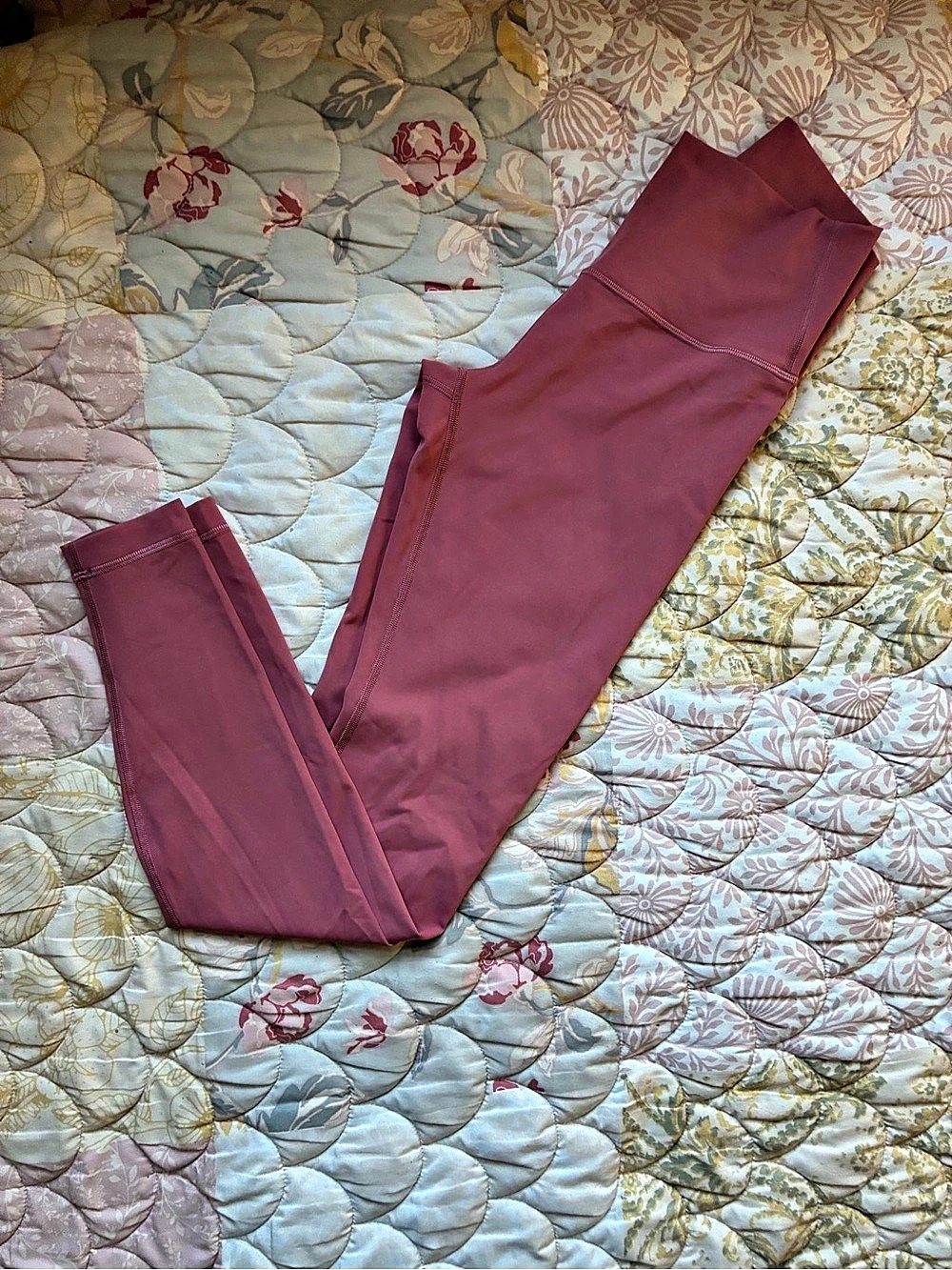 lululemon Wunder Under High-Rise Tight 28" *Full-On Luxtreme Pink Size 4